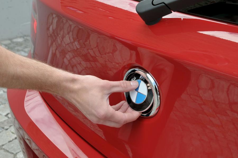  BMW 118i Sport Line 2011 года  (фото 13 из 185)